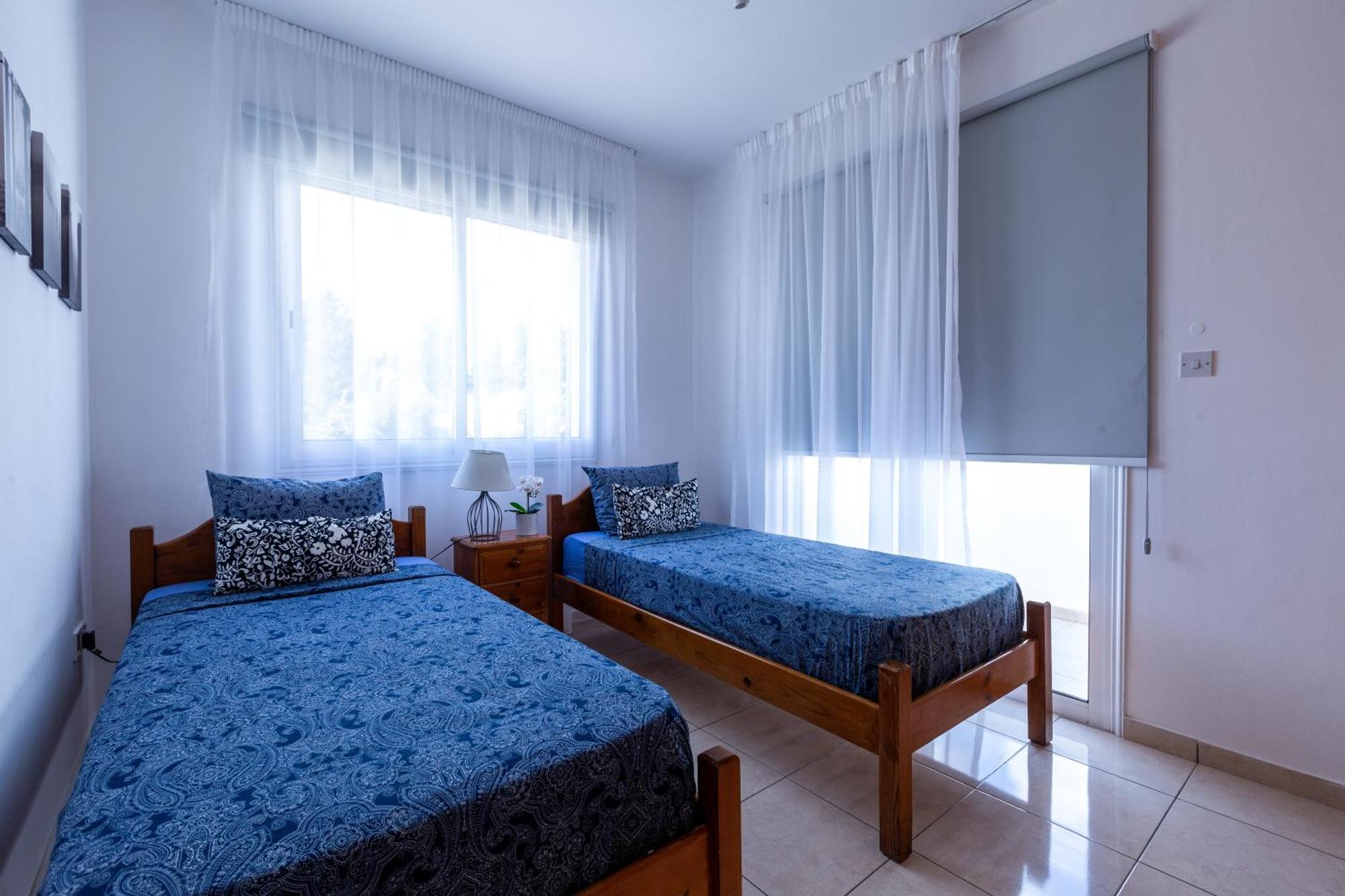 Beautiful 2 Bed Apartment In Paphos Cyprus Eksteriør bilde