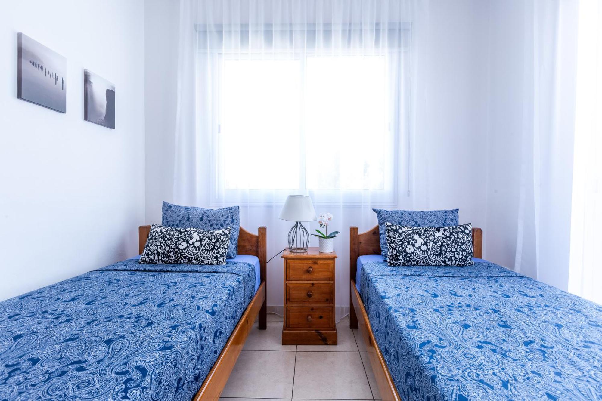 Beautiful 2 Bed Apartment In Paphos Cyprus Eksteriør bilde